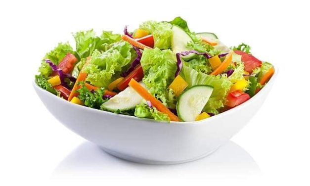 Découvrez la recette facile de la salade composée.