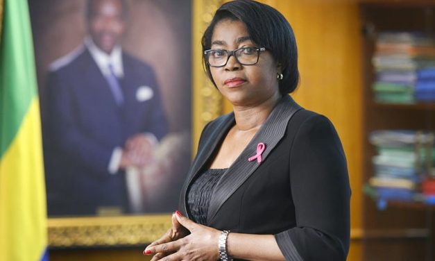 Qui est Rose Christiane Ossouka Raponda, la première femme nommée vice présidente du Gabon ?