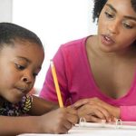 Cinq façons d’aider votre enfant à mieux réussir à l’école