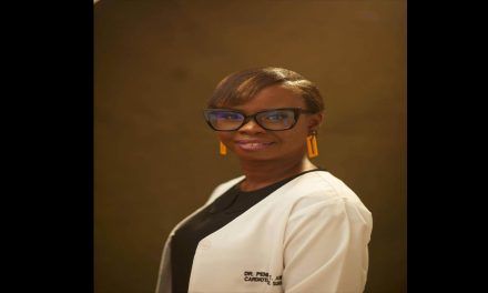 Dr. Penelope Adinku : la première femme chirurgienne cardiothoracique du Ghana nommée meilleure cardiologue en Afrique